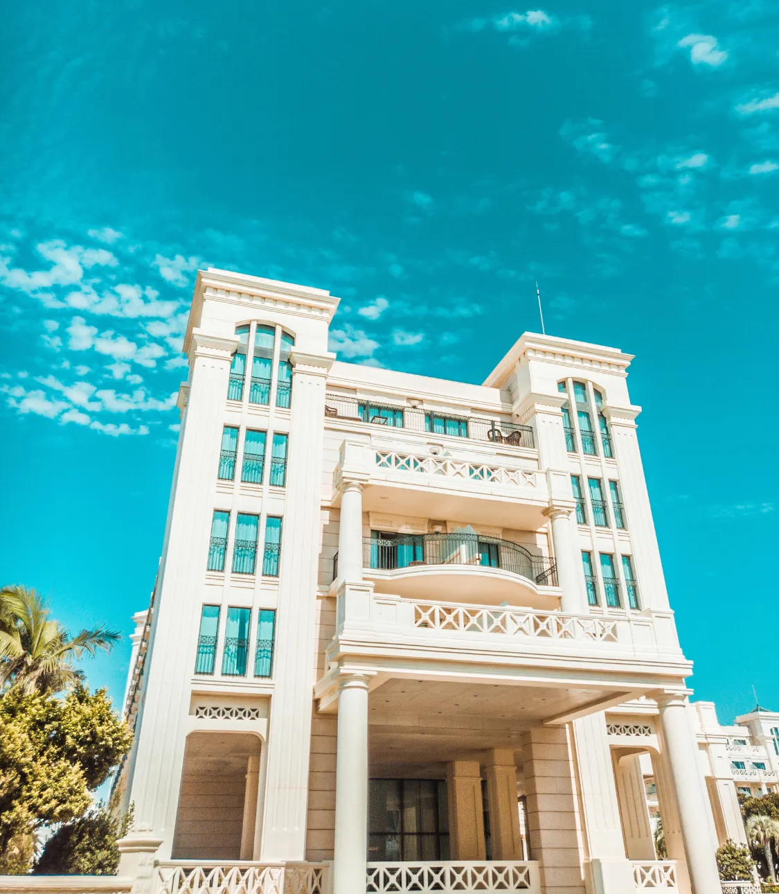 Excellent weather and UV resistance