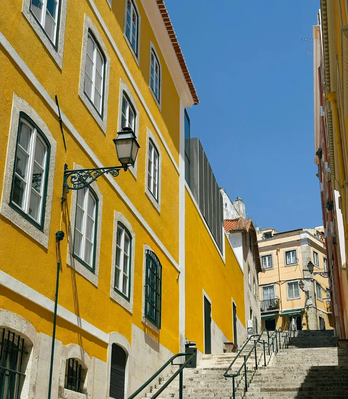 Low VOC and low odour formulation